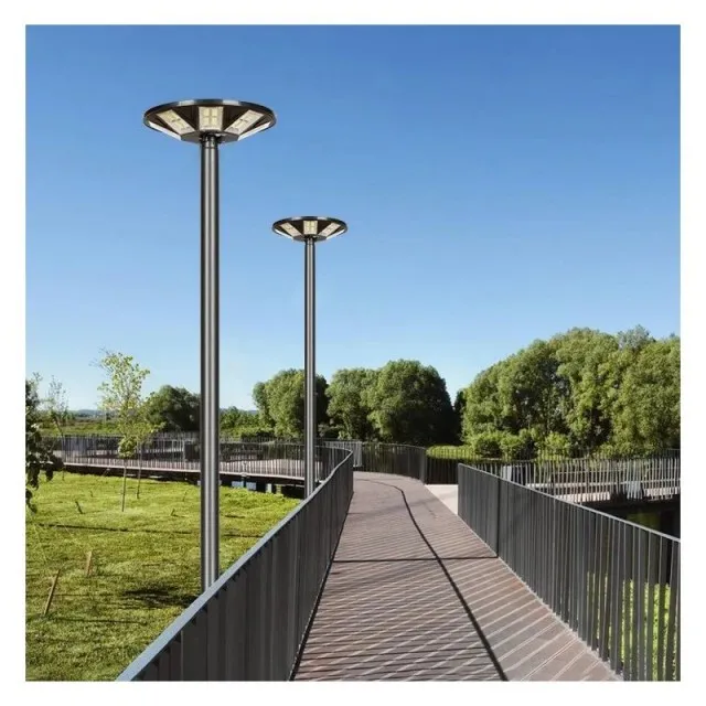 Pachet Lampa Solara Led 400W Cu Telecomanda + Stalp De 4M  1