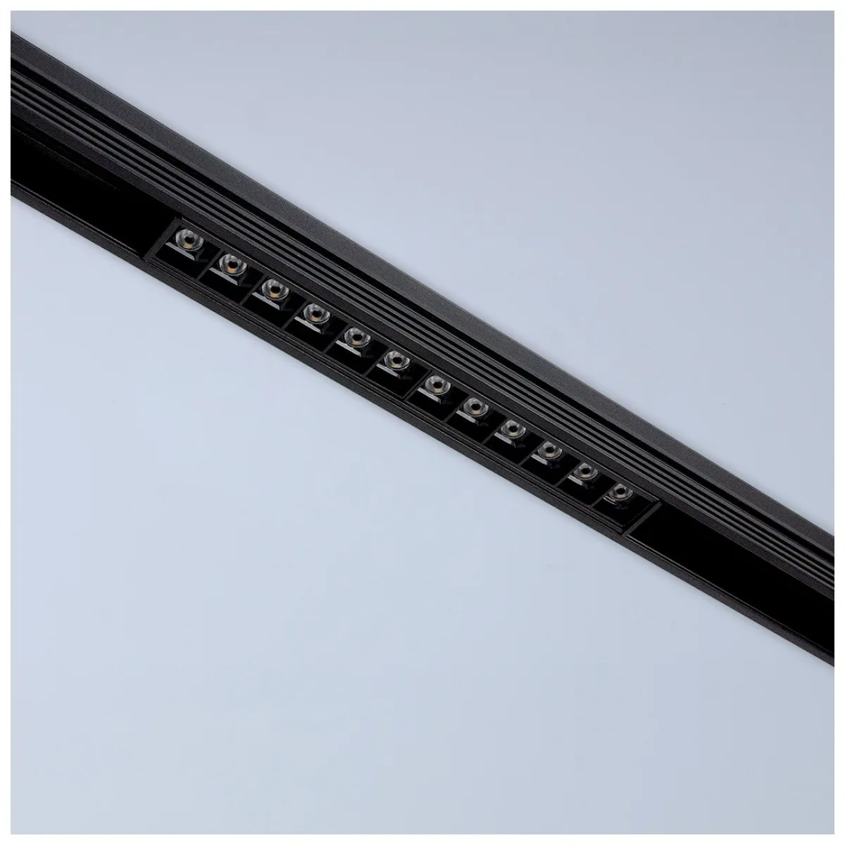 Spot LED sina magnetica 12W 4000K 940lm 48V negru Metsan