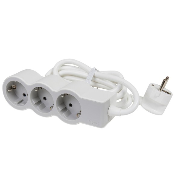 Prelungitor Legrand 3 prize cu contact de protectie, cablu 1.5 m, 3x1.5