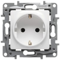 Priza Schuko 16A alb Salbei Legrand, cu contact de protectie - detaliu