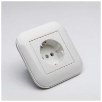 Priza Schuko 16A alb, gama Loft - Ovivo