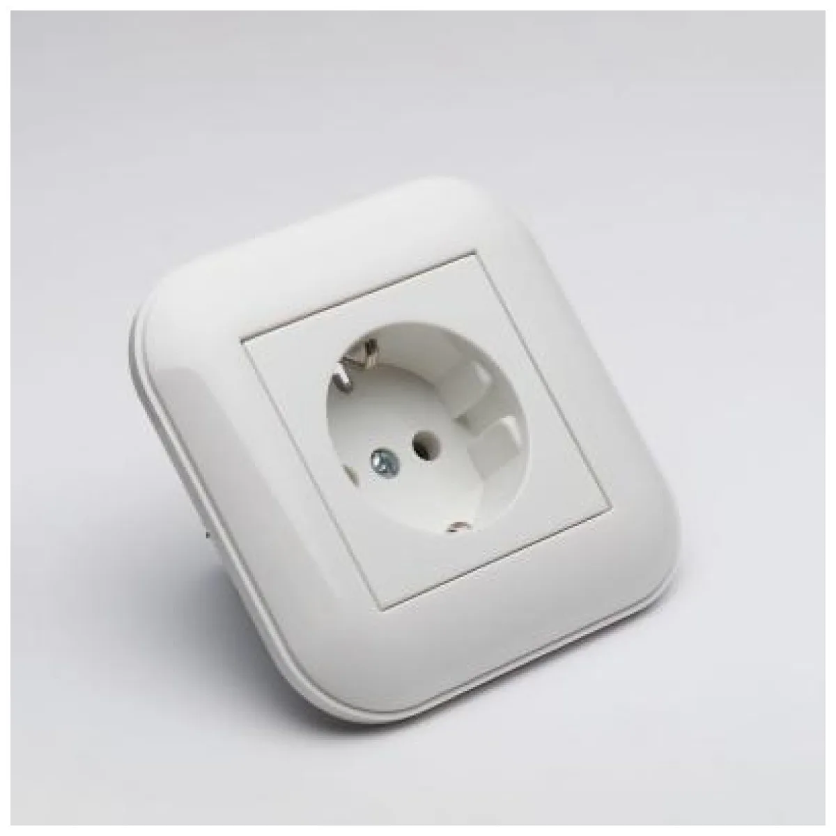 Priza Schuko 16A alb, gama Loft - Ovivo