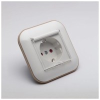 Priza Schuko 16A cu capac si protectie copii, alb/Kraft, gama Loft - Ovivo - imagine 5