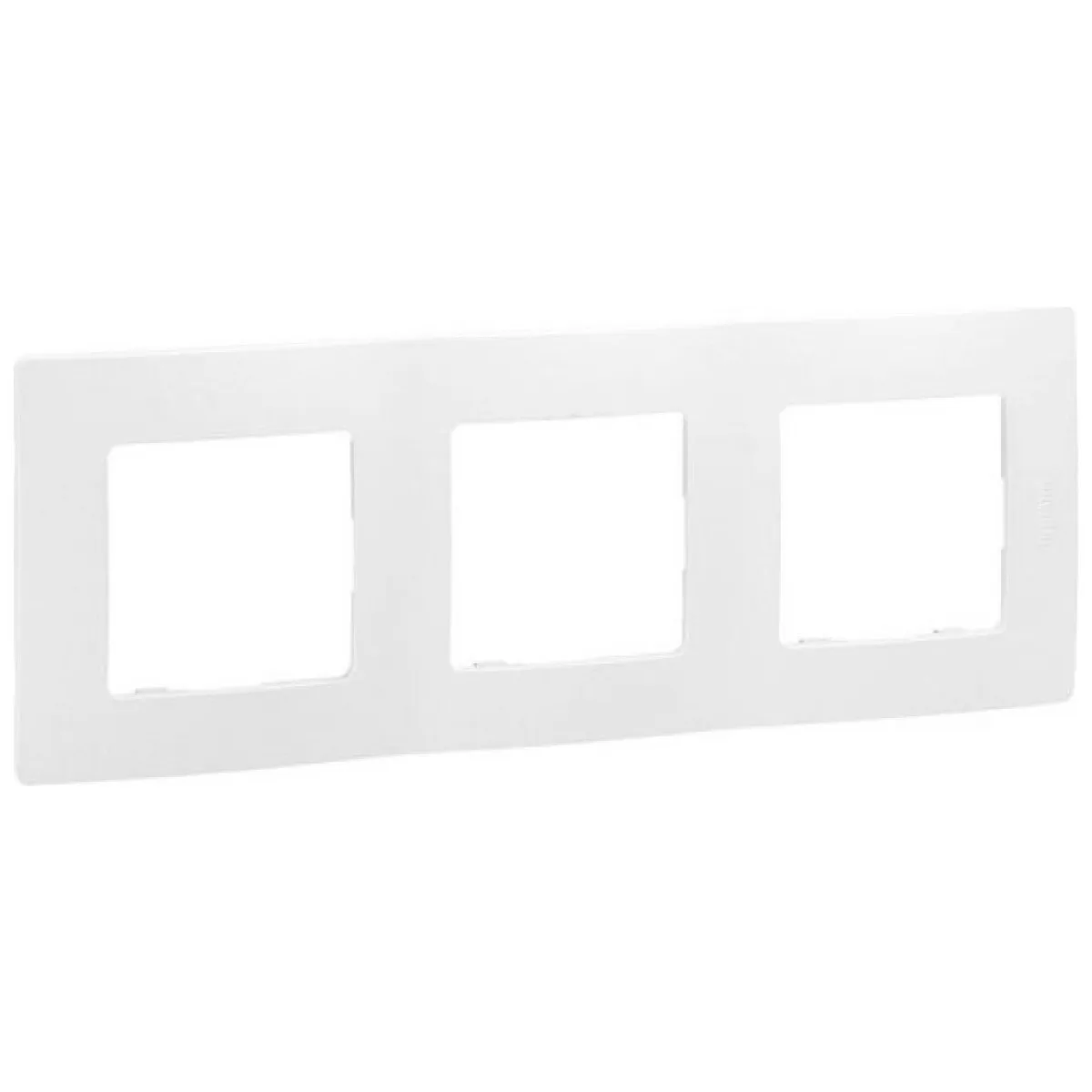 Rama ornamentala tripla alba Legrand Niloe 665003 - 3 posturi
