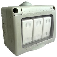 Intrerupator triplu aparent IP55 Antigron 250V 10A, plastic ignifug